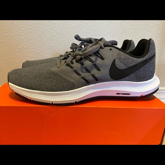 Men Nike Shoes Size 8 Brand New - Picture 2 of 3